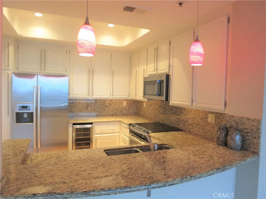 210 Lille Lane UNIT 208, Newport Beach, CA, 92663