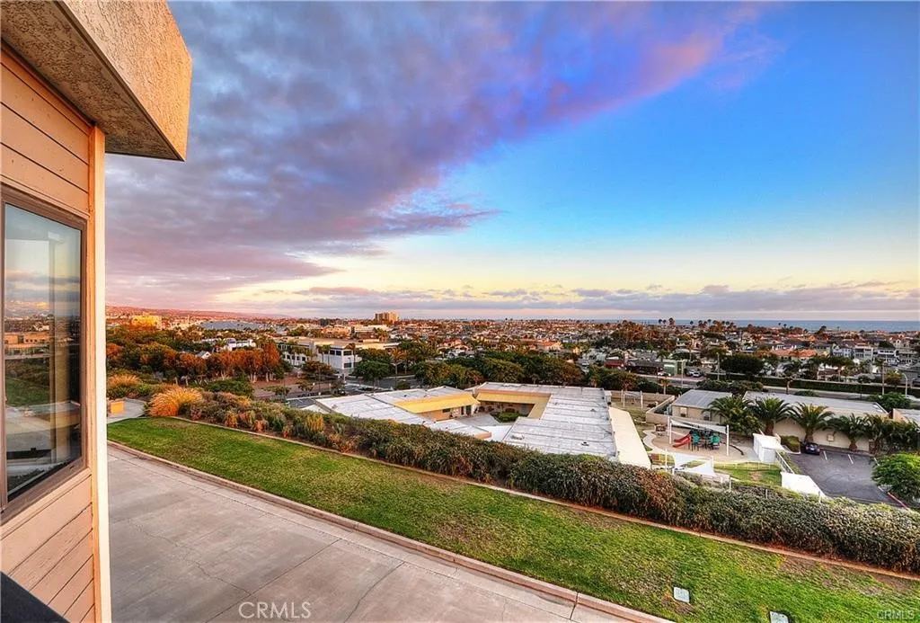 210 Lille Lane UNIT 208, Newport Beach, CA, 92663