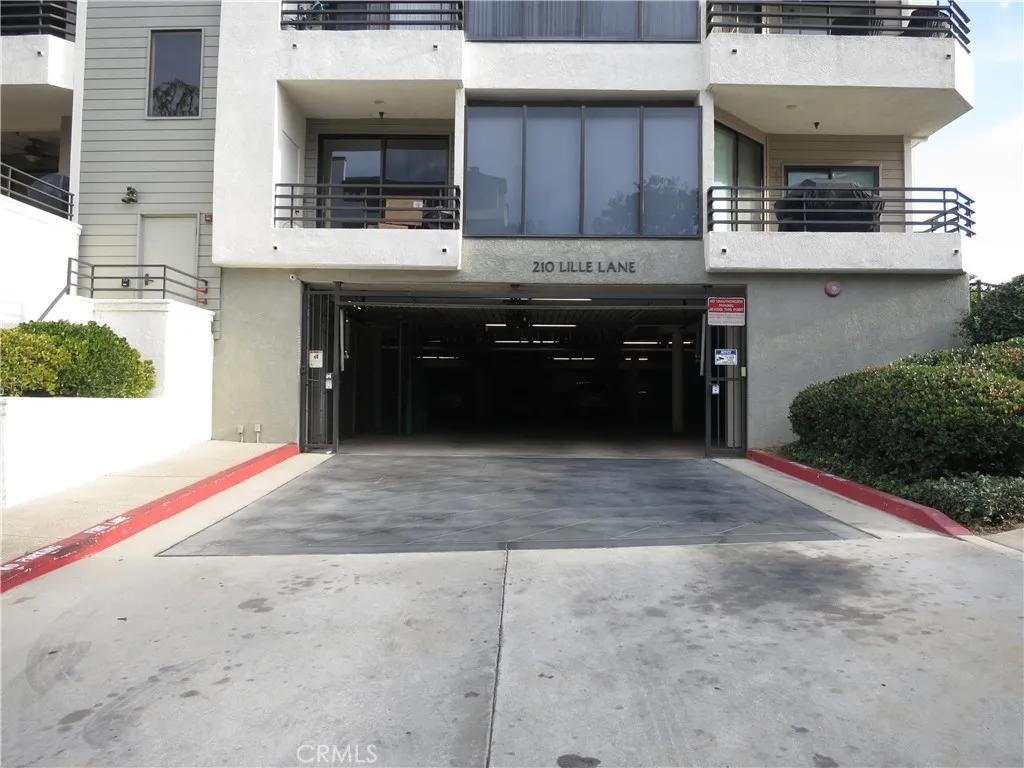 210 Lille Lane UNIT 208, Newport Beach, CA, 92663