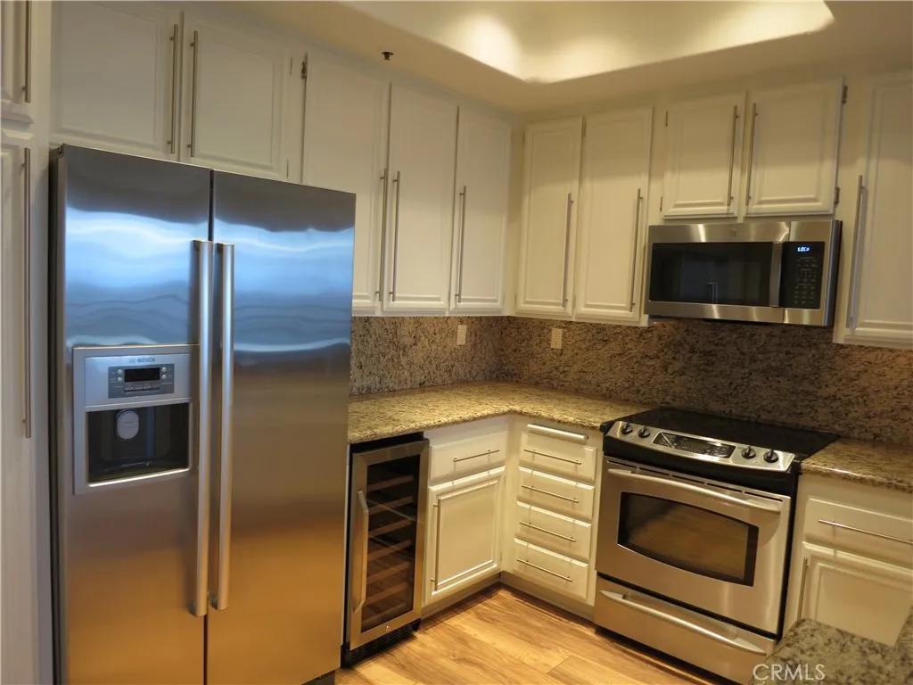 210 Lille Lane UNIT 208, Newport Beach, CA, 92663