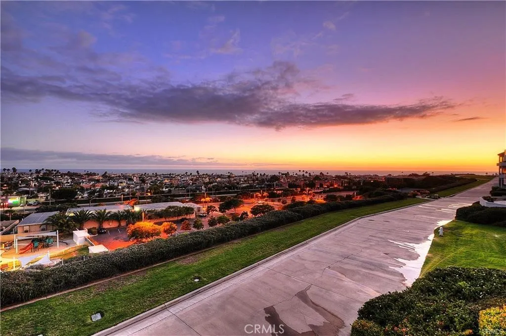 210 Lille Lane UNIT 208, Newport Beach, CA, 92663