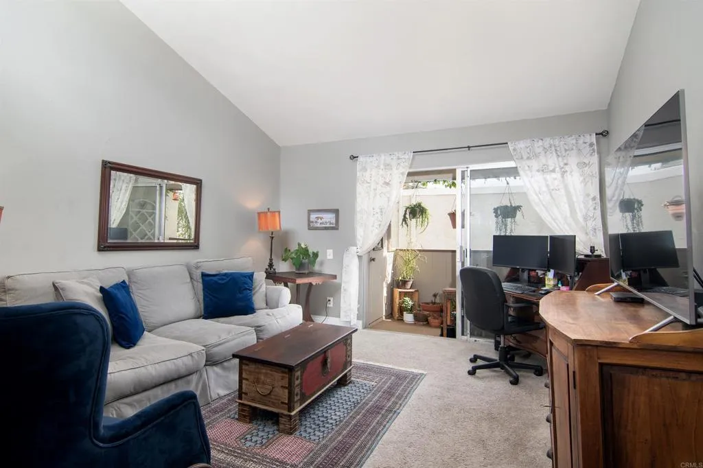 https://cdn.realtyfeed.com/cdn/127/305029638/0f766cb88d87abdad9dcf5ad775167ad.webp