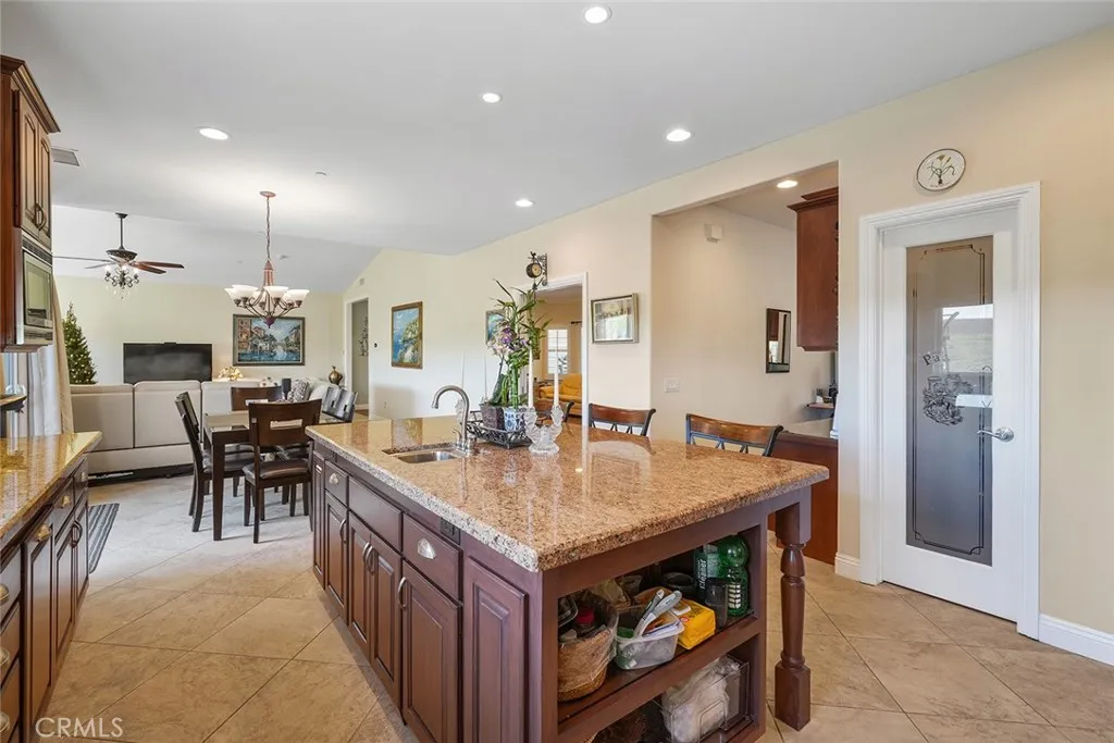 https://cdn.realtyfeed.com/cdn/127/305029974/24e6c5243b05d5e877cbcb62bb6dafd4.webp