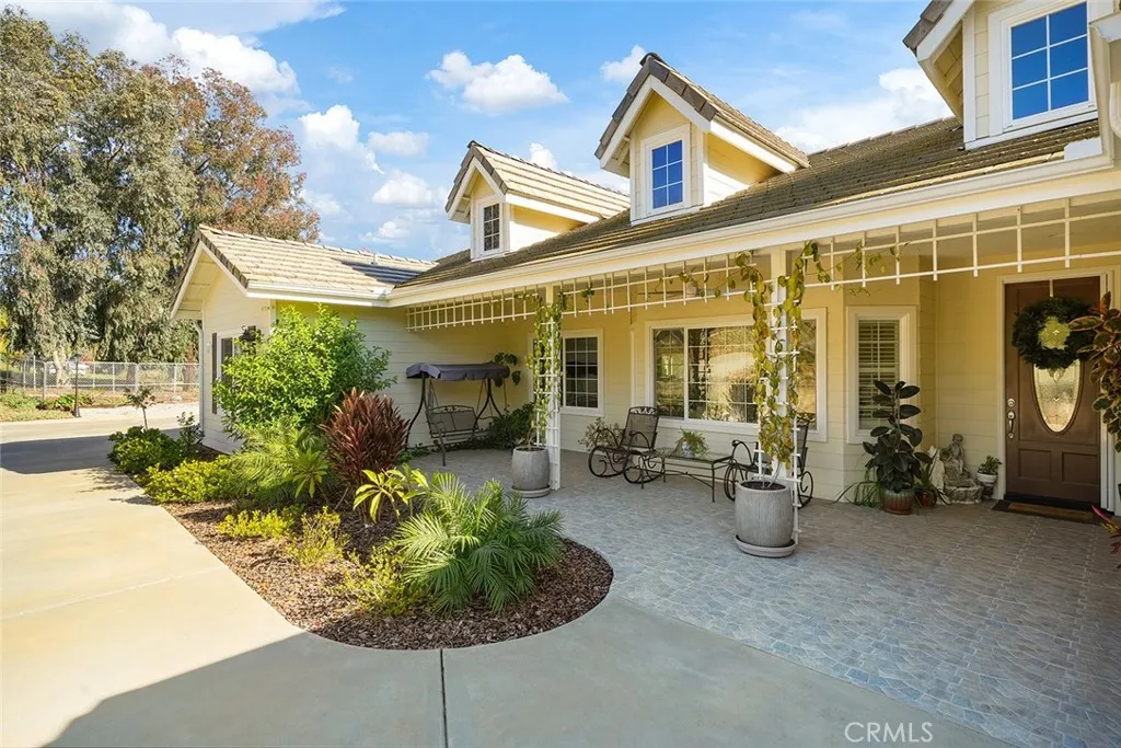 https://cdn.realtyfeed.com/cdn/127/305029974/4ef00311302d34d5f2131655e5e805fe.webp