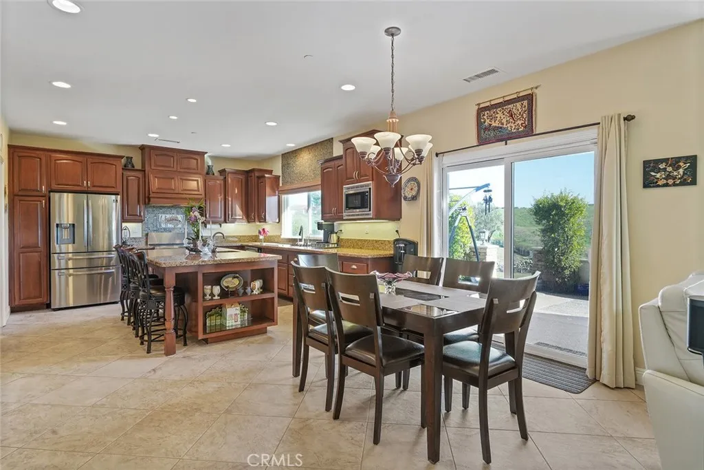 https://cdn.realtyfeed.com/cdn/127/305029974/67cae7356af1ba6413c312d23eb44dad.webp