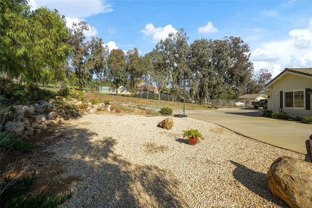 https://cdn.realtyfeed.com/cdn/127/305029974/b483ab61698ecb3479ff6d59fd3e0af4.webp