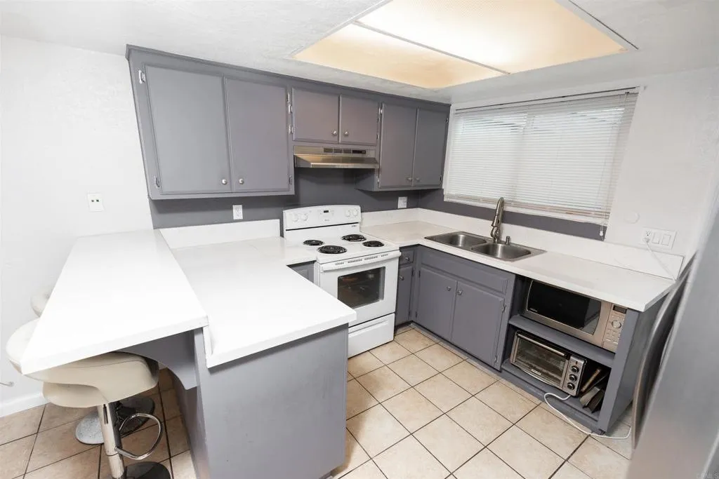 https://cdn.realtyfeed.com/cdn/127/305031003/6e1a98d34fb5625ef4ff952e529639c2.webp
