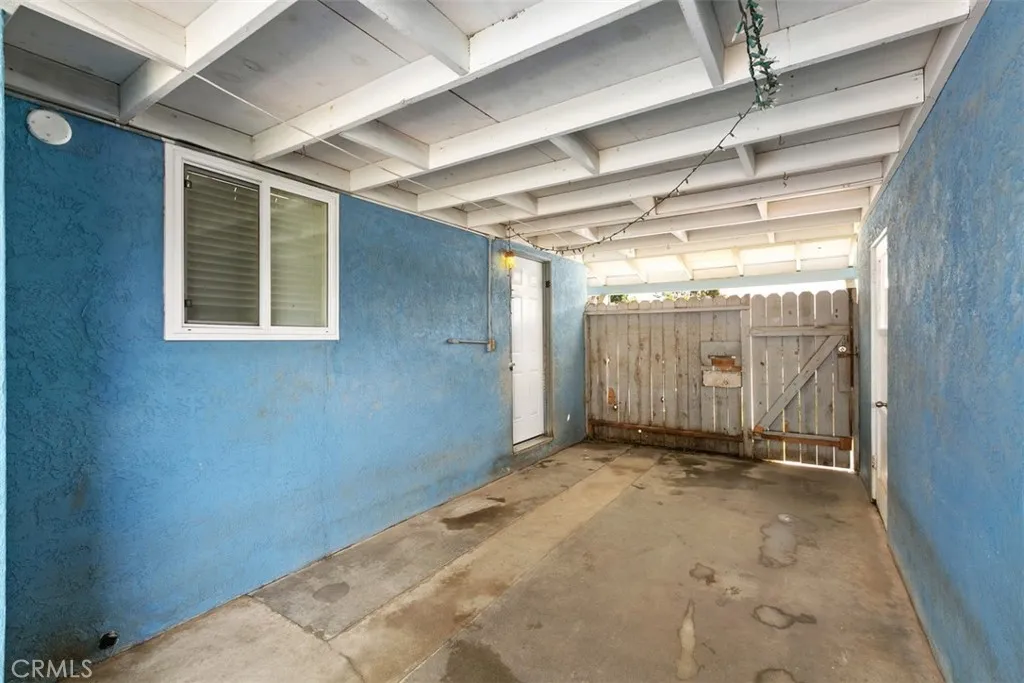 https://cdn.realtyfeed.com/cdn/127/305031825/edca1b7cae737bd4bfb34009a3d6962b.webp