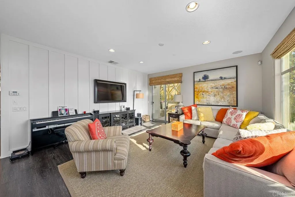 https://cdn.realtyfeed.com/cdn/127/305035453/1280977cefe9a1f19eb567b4864626ec.webp