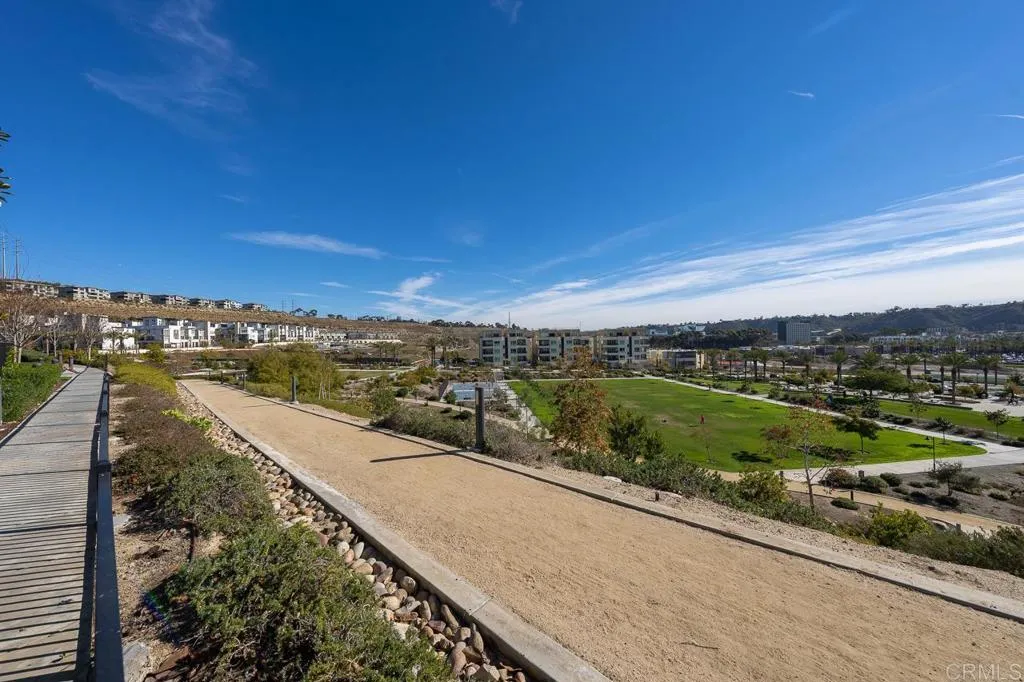https://cdn.realtyfeed.com/cdn/127/305035453/4d8678a7042157cea166de65bd05bdba.webp