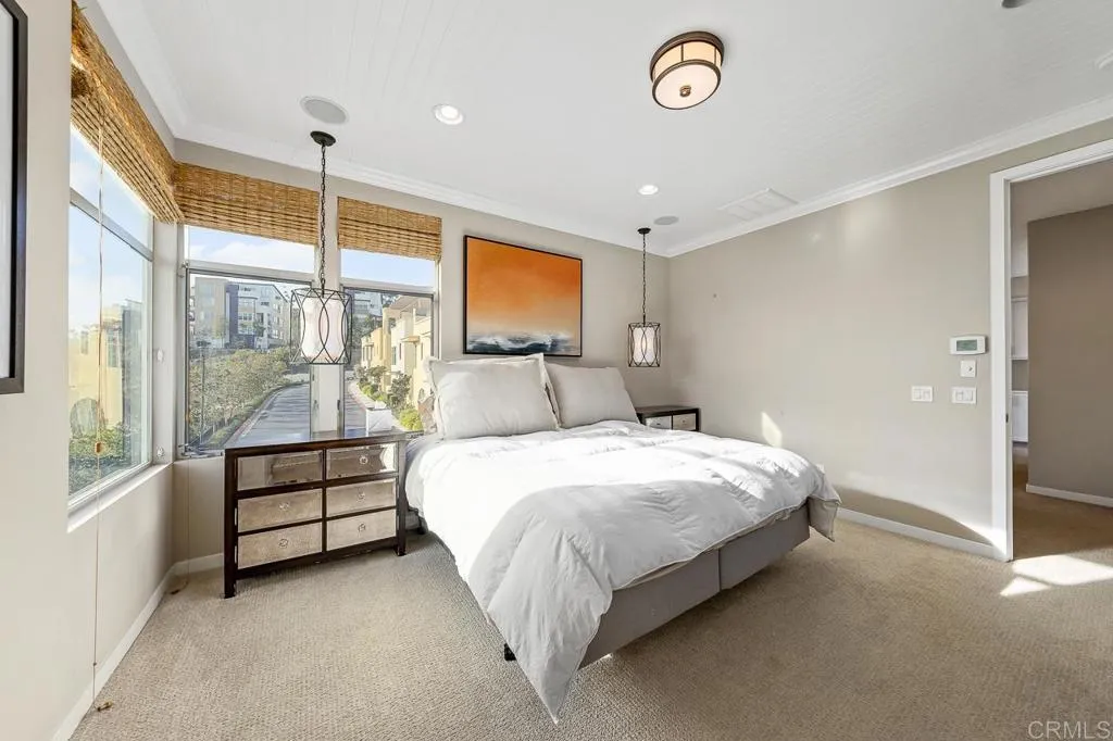 https://cdn.realtyfeed.com/cdn/127/305035453/7b7c999333f966556dea4f010888e399.webp