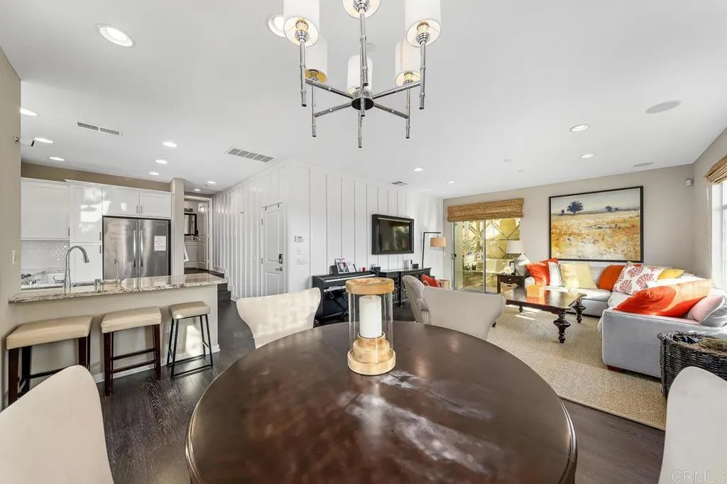 https://cdn.realtyfeed.com/cdn/127/305035453/93f849c46c127e54635a02ab19a02d3e.webp