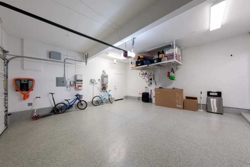 https://cdn.realtyfeed.com/cdn/127/305035453/9f4010289eb0086ef031f322bb754732.webp
