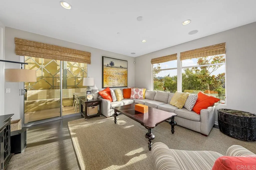 https://cdn.realtyfeed.com/cdn/127/305035453/f00c90809f01e777800d5fab4eeb4e4e.webp