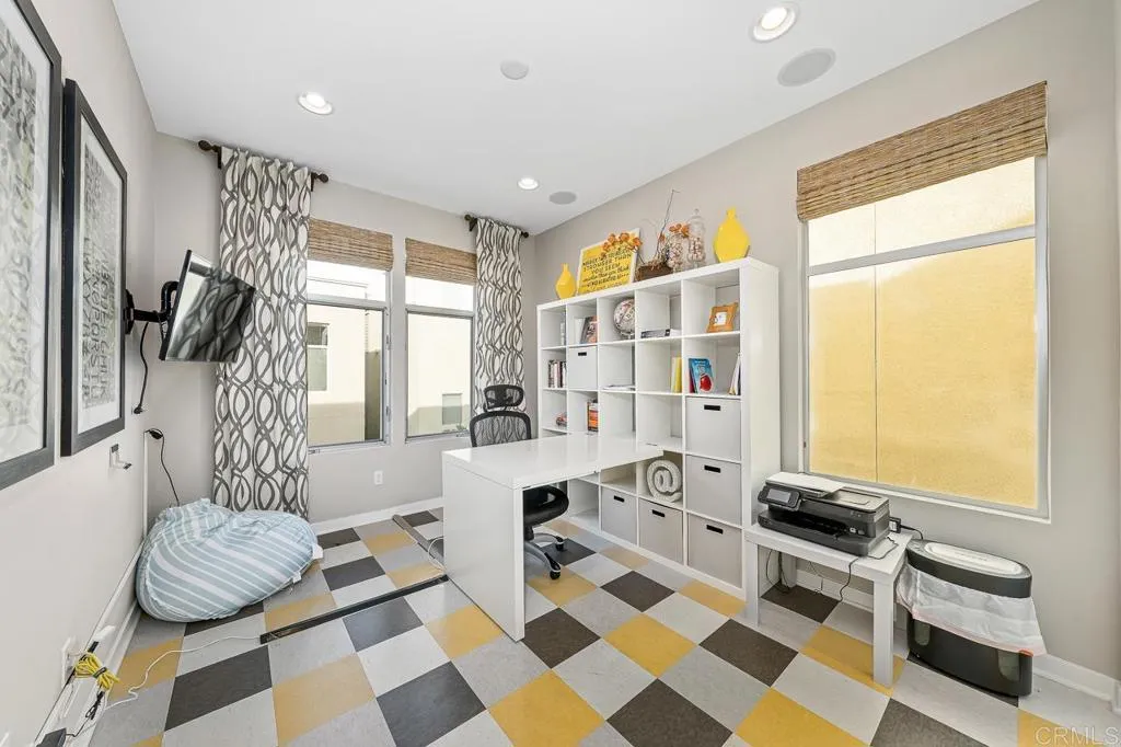 https://cdn.realtyfeed.com/cdn/127/305035453/f22f3be82f44c5e04c09db1a9f072294.webp