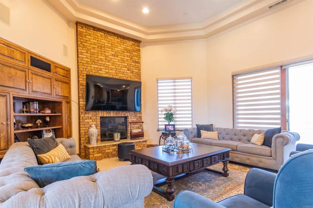 https://cdn.realtyfeed.com/cdn/127/305037268/29dfa3af40debcb614b703c0d7fb3fdb.webp