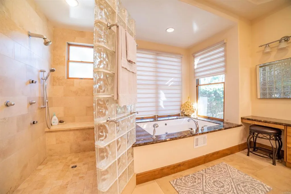 https://cdn.realtyfeed.com/cdn/127/305037268/339dbccdbceeeba056fcf2a9bcd668fd.webp