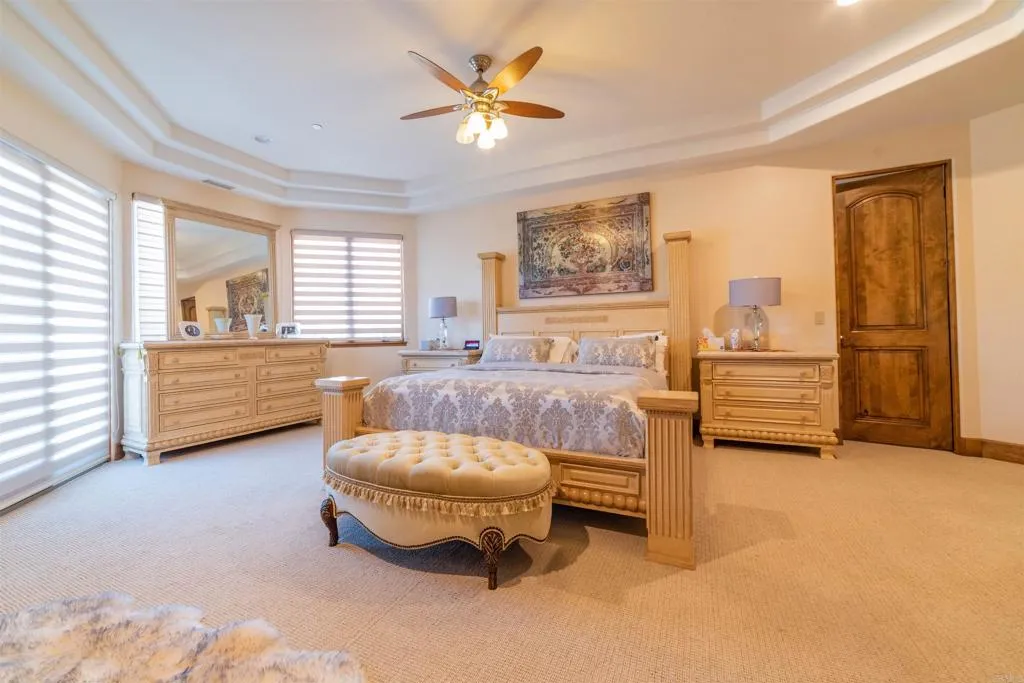 https://cdn.realtyfeed.com/cdn/127/305037268/38f9a4cd030accf605f72876edafb614.webp