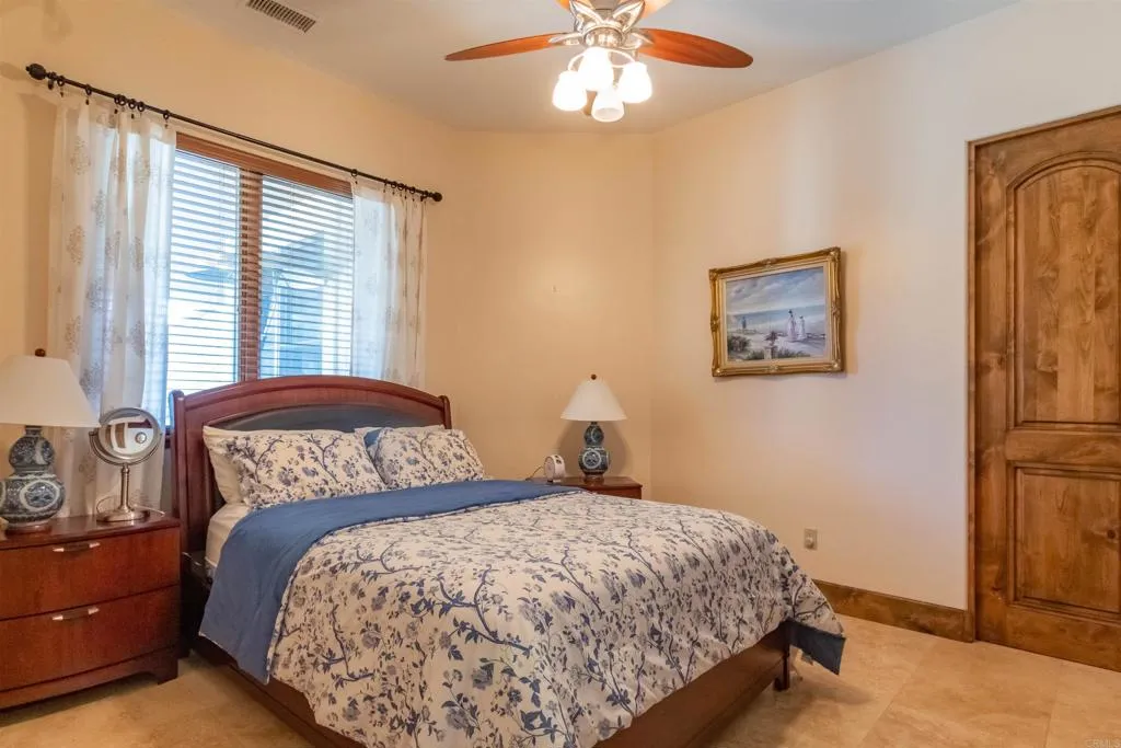 https://cdn.realtyfeed.com/cdn/127/305037268/5f57cb78cb51863fe62c76a0b5f2a036.webp
