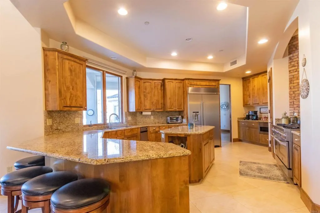 https://cdn.realtyfeed.com/cdn/127/305037268/6b9cac9a4f0462ad799cc713ee66c2cf.webp