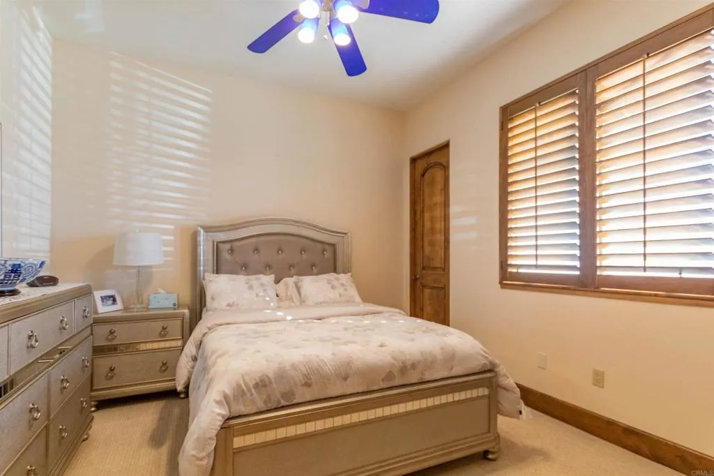 https://cdn.realtyfeed.com/cdn/127/305037268/7ff7bb8ff4a04a87e8add2be00ab21ec.webp