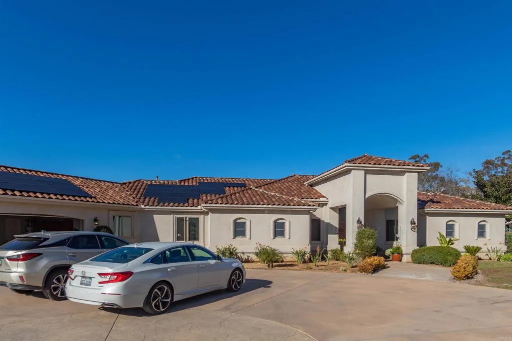 https://cdn.realtyfeed.com/cdn/127/305037268/a6d98d2766b543996d12fecf2514a324.webp