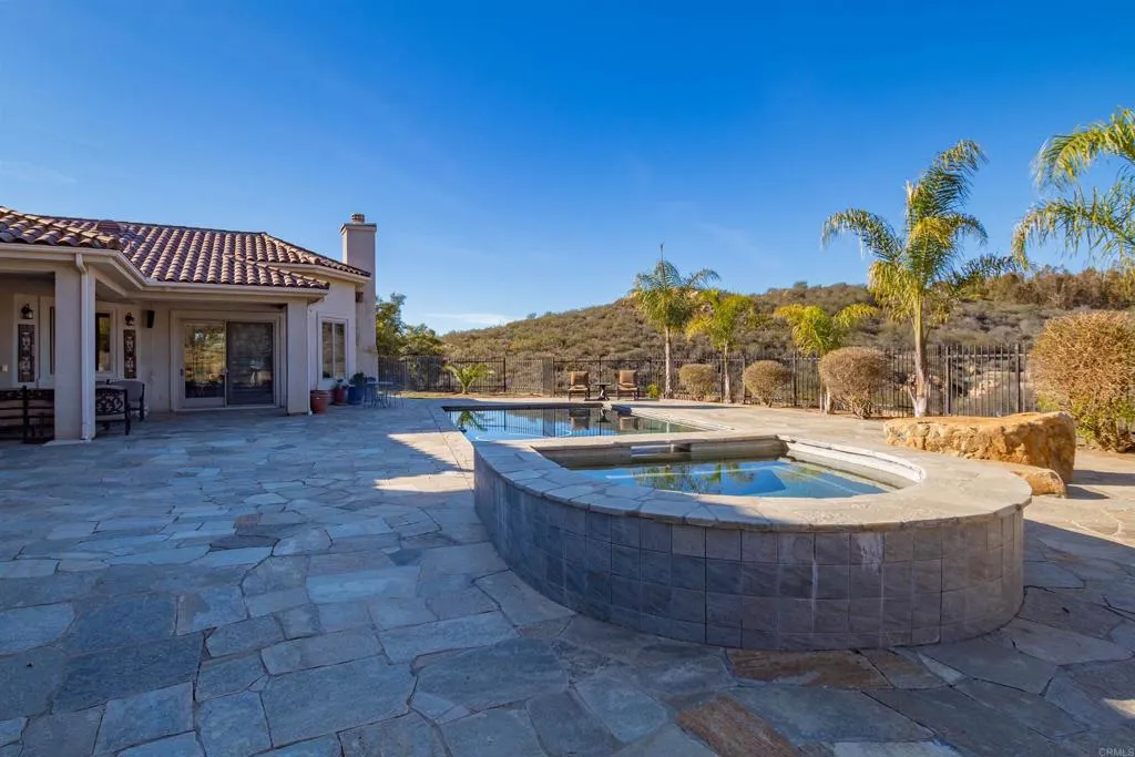 https://cdn.realtyfeed.com/cdn/127/305037268/b0b147db4bbf5ef6bc3f344baf1c4b6b.webp