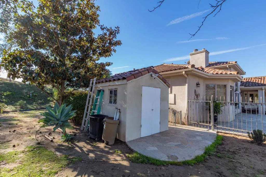 https://cdn.realtyfeed.com/cdn/127/305037268/cf7512decc09660514420da2b2db8db4.webp