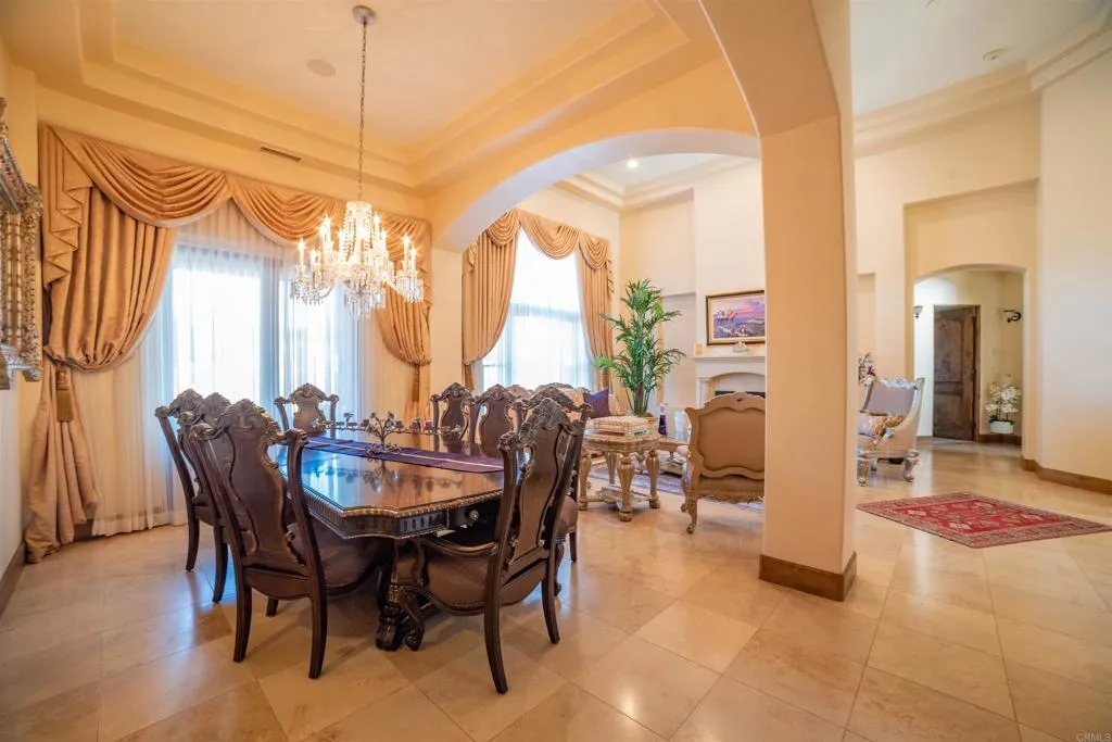 https://cdn.realtyfeed.com/cdn/127/305037268/dba5ab1c206a43ead6ac1551a6f799e7.webp