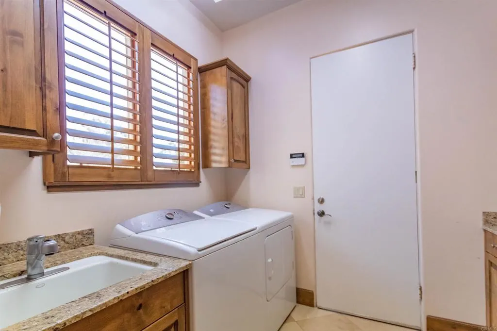 https://cdn.realtyfeed.com/cdn/127/305037268/f23bad109016b5ae432a8dd48083aa74.webp