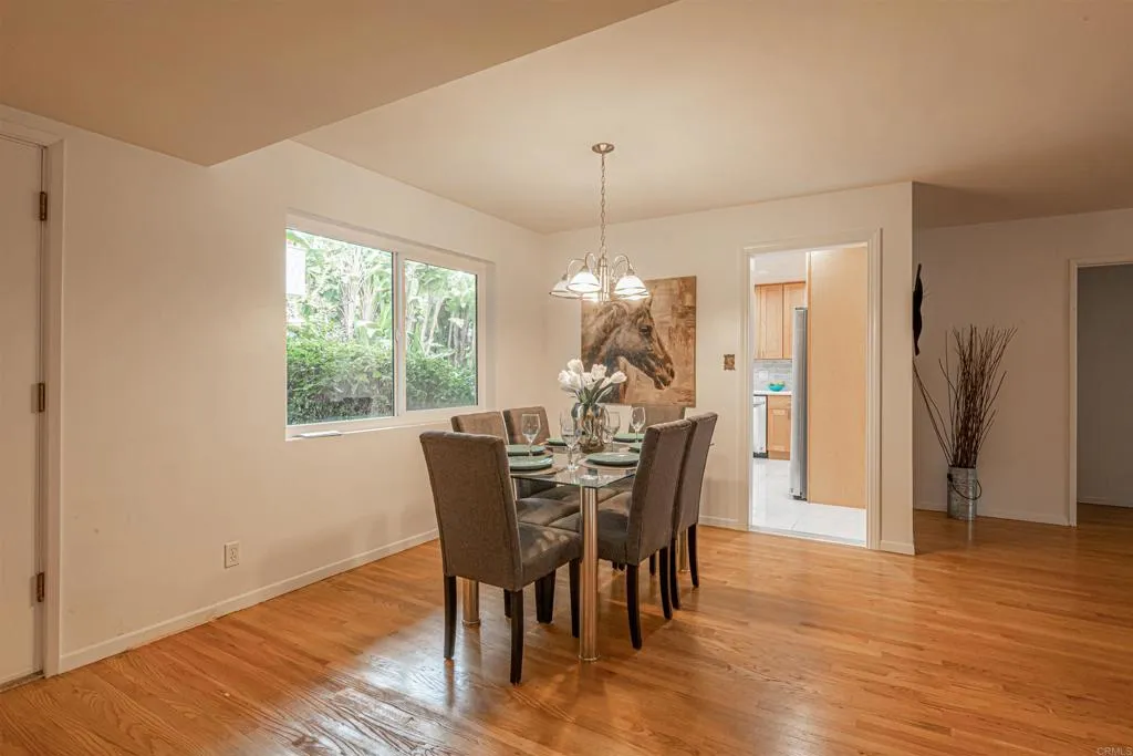 https://cdn.realtyfeed.com/cdn/127/305039689/8caf0e099ad30ff144cacf1e2844ad96.webp