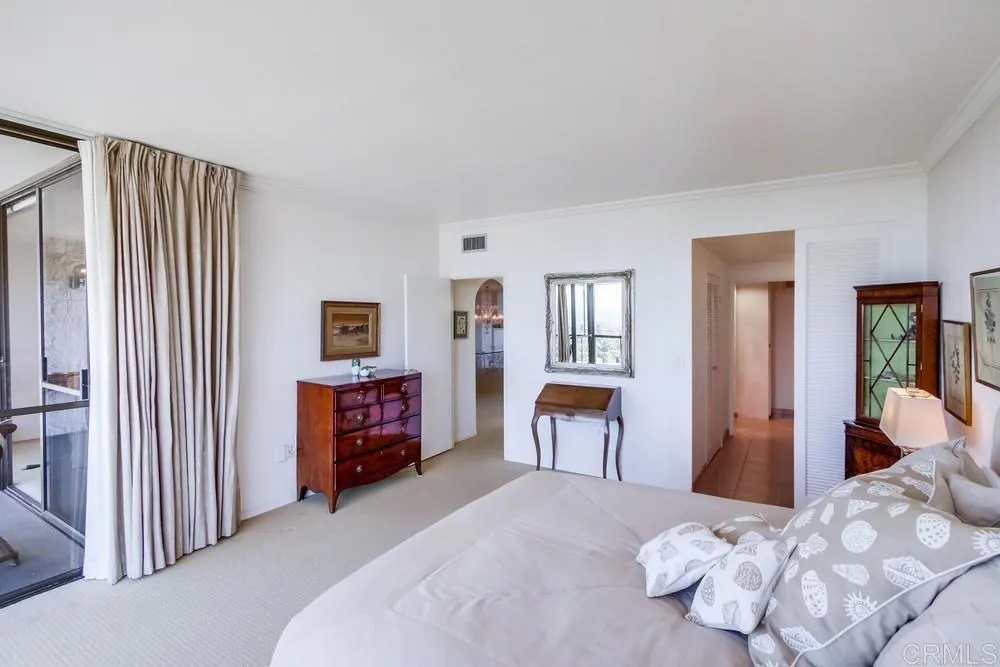 https://cdn.realtyfeed.com/cdn/127/305042835/4884f6e19f4b790bd070339ef267bd4f.webp