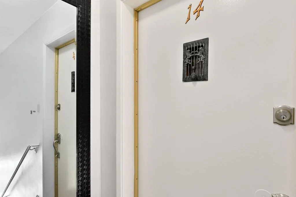 https://cdn.realtyfeed.com/cdn/127/305048163/0b75d0bee43d3e639e856b2f3f2b7d1a.webp
