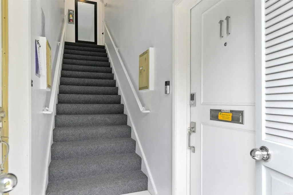https://cdn.realtyfeed.com/cdn/127/305048163/43bbb92392035260f3f0e79e7ba48b4e.webp
