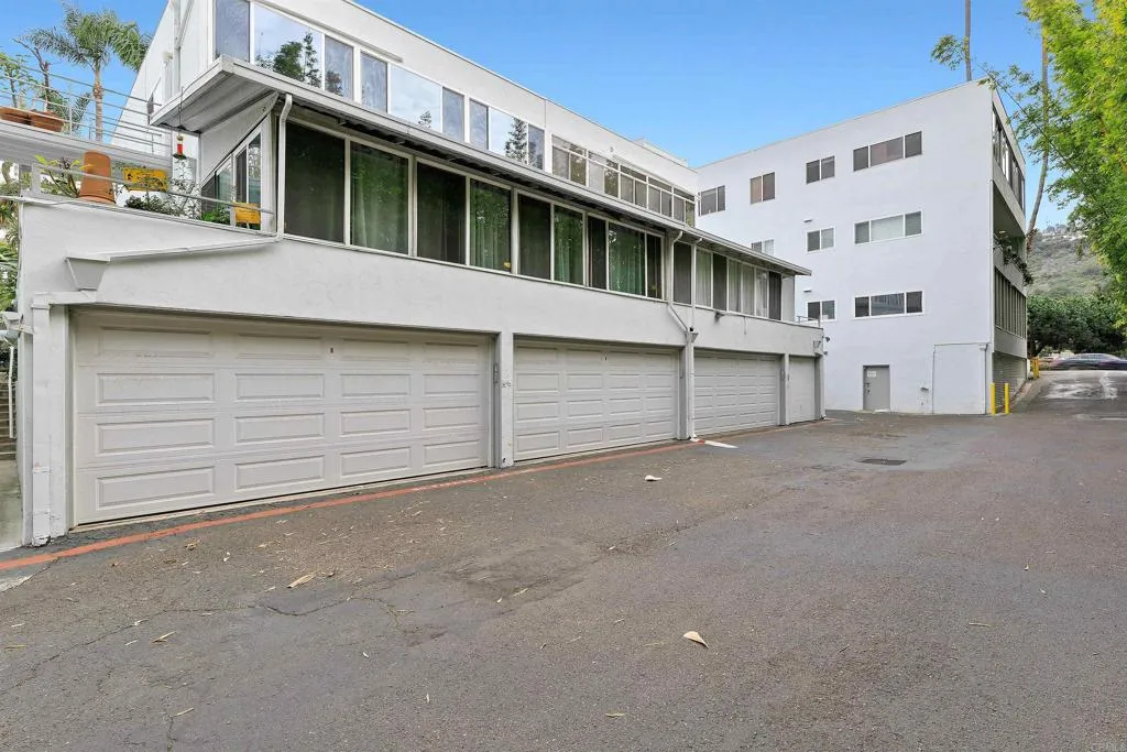 https://cdn.realtyfeed.com/cdn/127/305048163/5548dbacd07c942dbdd870a64b037da9.webp