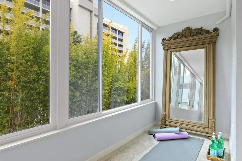https://cdn.realtyfeed.com/cdn/127/305048163/580bf69d2cf62bef6dc986ec4cf5b756.webp