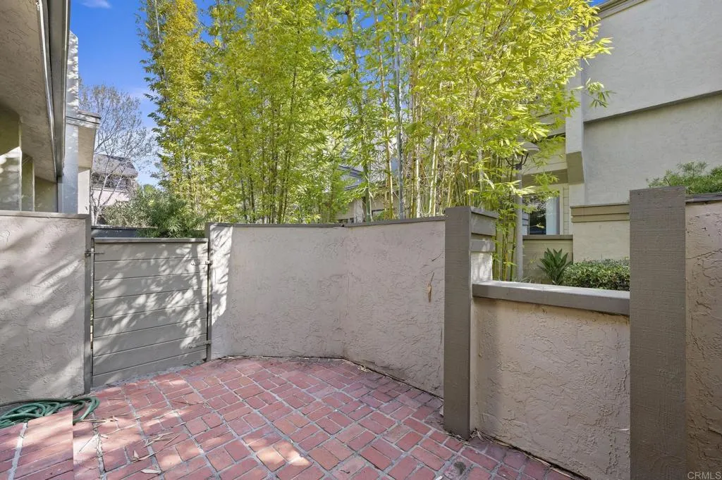 https://cdn.realtyfeed.com/cdn/127/305049873/2ae60a672882f66516217b3b836a59a3.webp