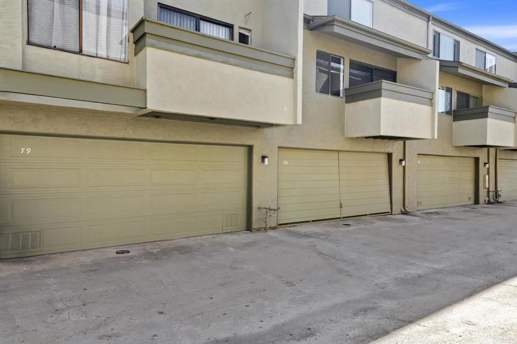https://cdn.realtyfeed.com/cdn/127/305049873/dc1380d0f91bfac2a4db11992f04bfc1.webp