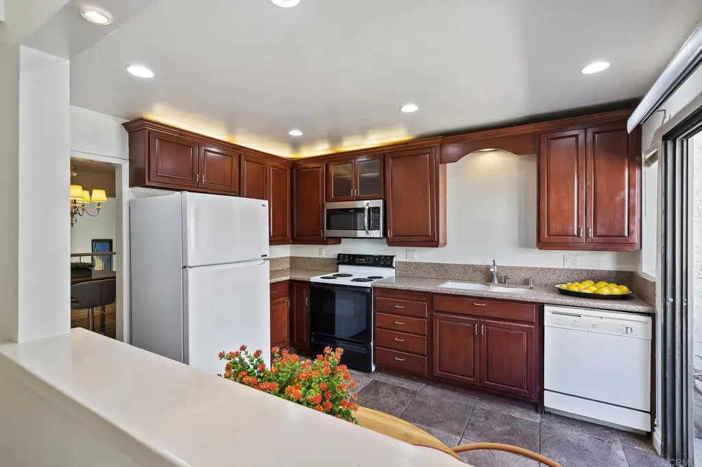 https://cdn.realtyfeed.com/cdn/127/305049873/e7cd640fabf9c7cf005d548163e64cad.webp