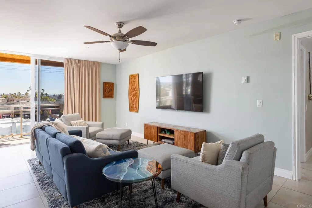 https://cdn.realtyfeed.com/cdn/127/305052046/34ebc08898d259f981f831dff5e42194.webp