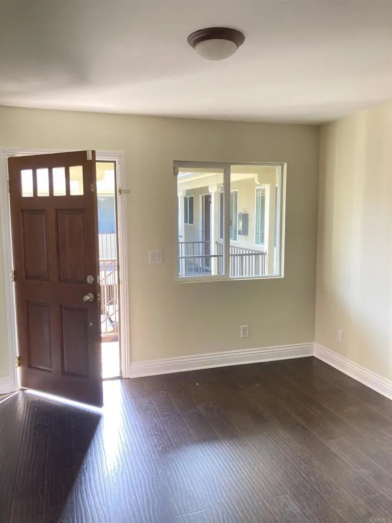 Photo #5: PTP2201007 Listing 