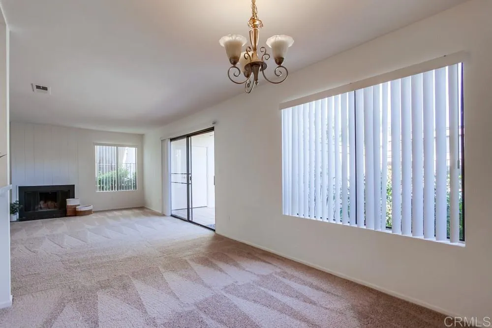 https://cdn.realtyfeed.com/cdn/127/305056300/b64c172e8503044f49748f416935c834.webp
