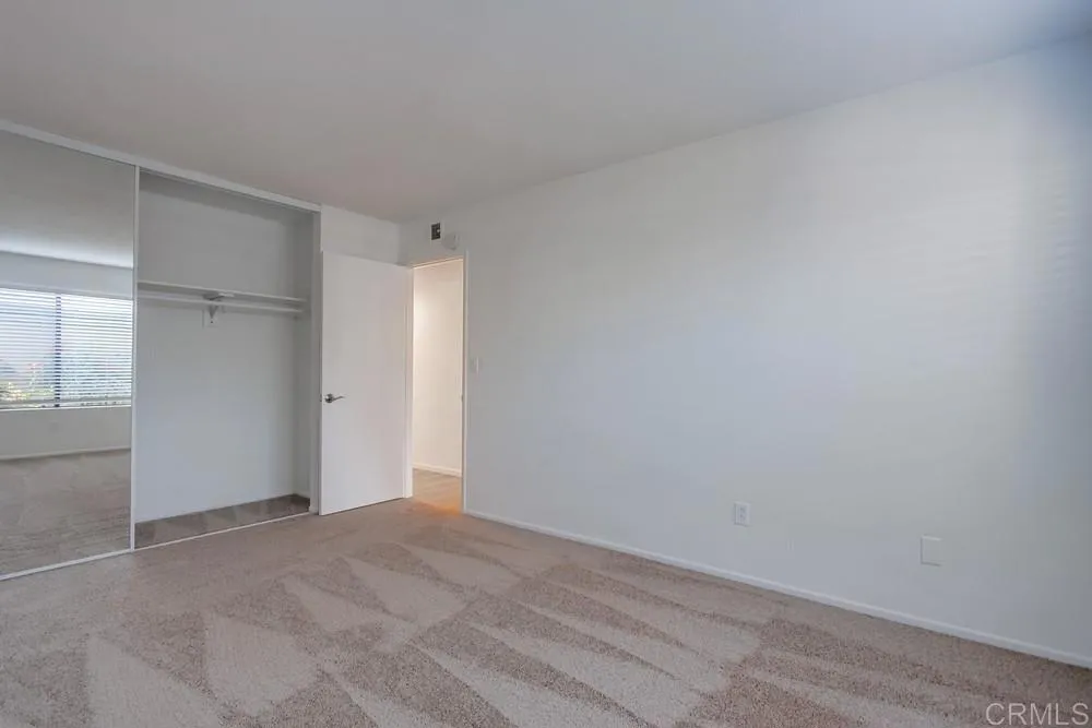 https://cdn.realtyfeed.com/cdn/127/305056300/ee21132813f5627f510f73b753543969.webp