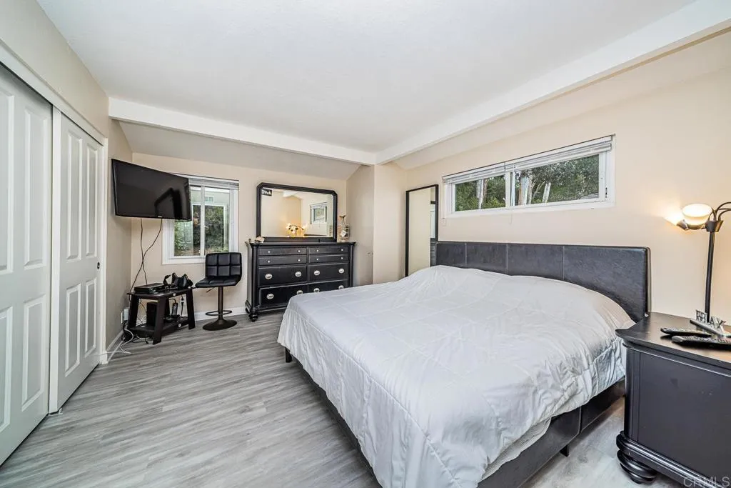 https://cdn.realtyfeed.com/cdn/127/305059876/99a8ffd91906caa2ea94dc4589de03a5.webp