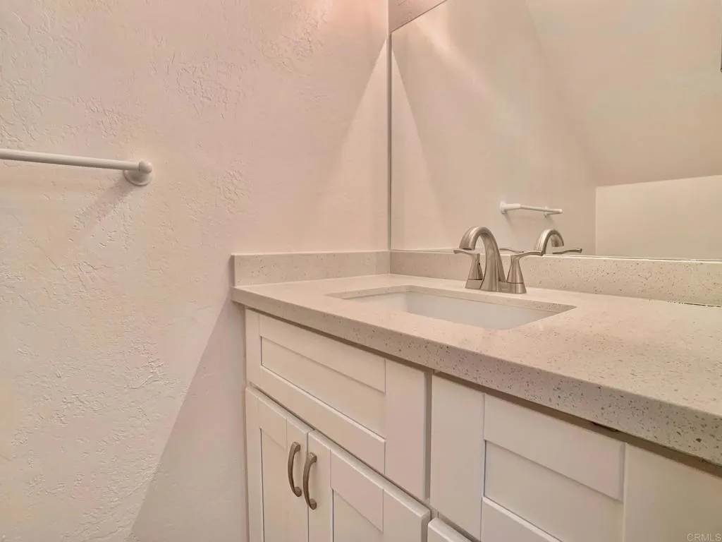 https://cdn.realtyfeed.com/cdn/127/305061883/a3548bf56e9361e15e409181b8af98e3.webp