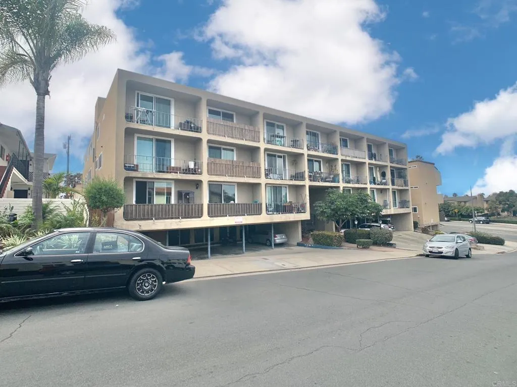 https://cdn.realtyfeed.com/cdn/127/305061883/e8dca442fc533b4f6dfa84b5af51de0e.webp