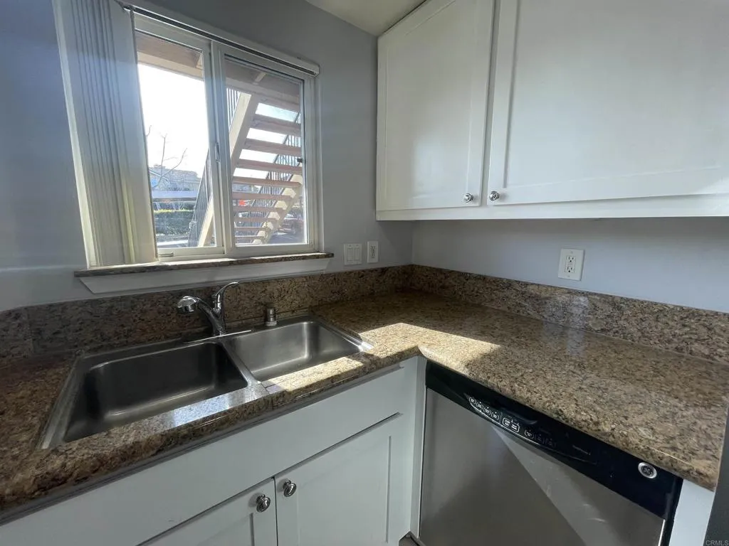 https://cdn.realtyfeed.com/cdn/127/305062435/7847153ebb95981985951ac16c48cffd.webp