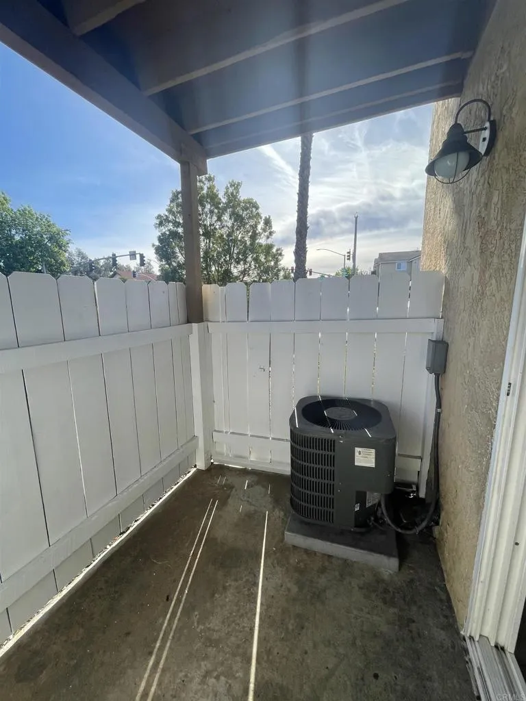 https://cdn.realtyfeed.com/cdn/127/305062435/e25d9767623720f69f4833005e902a35.webp