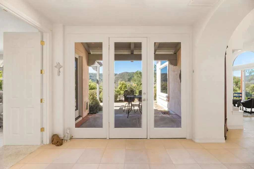 https://cdn.realtyfeed.com/cdn/127/305062743/0ca6eea20f143b0d2edfa3209032dc54.webp