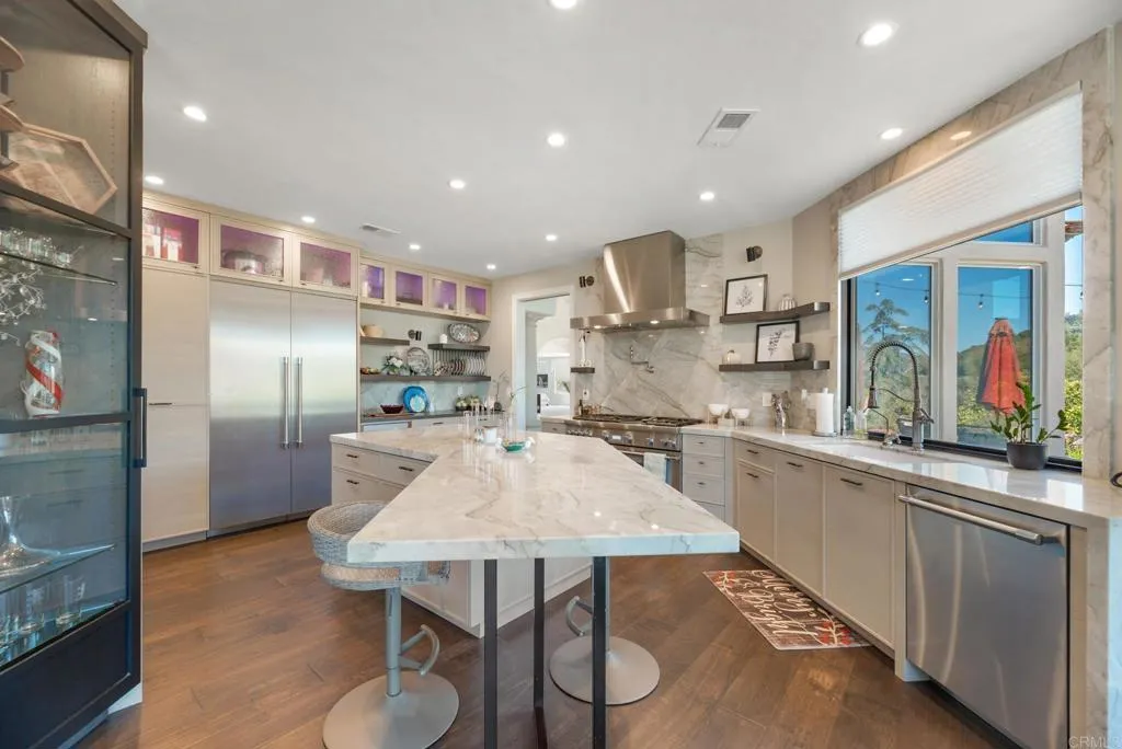 https://cdn.realtyfeed.com/cdn/127/305062743/7329ae136d9e26f1967d71b47a6b8076.webp